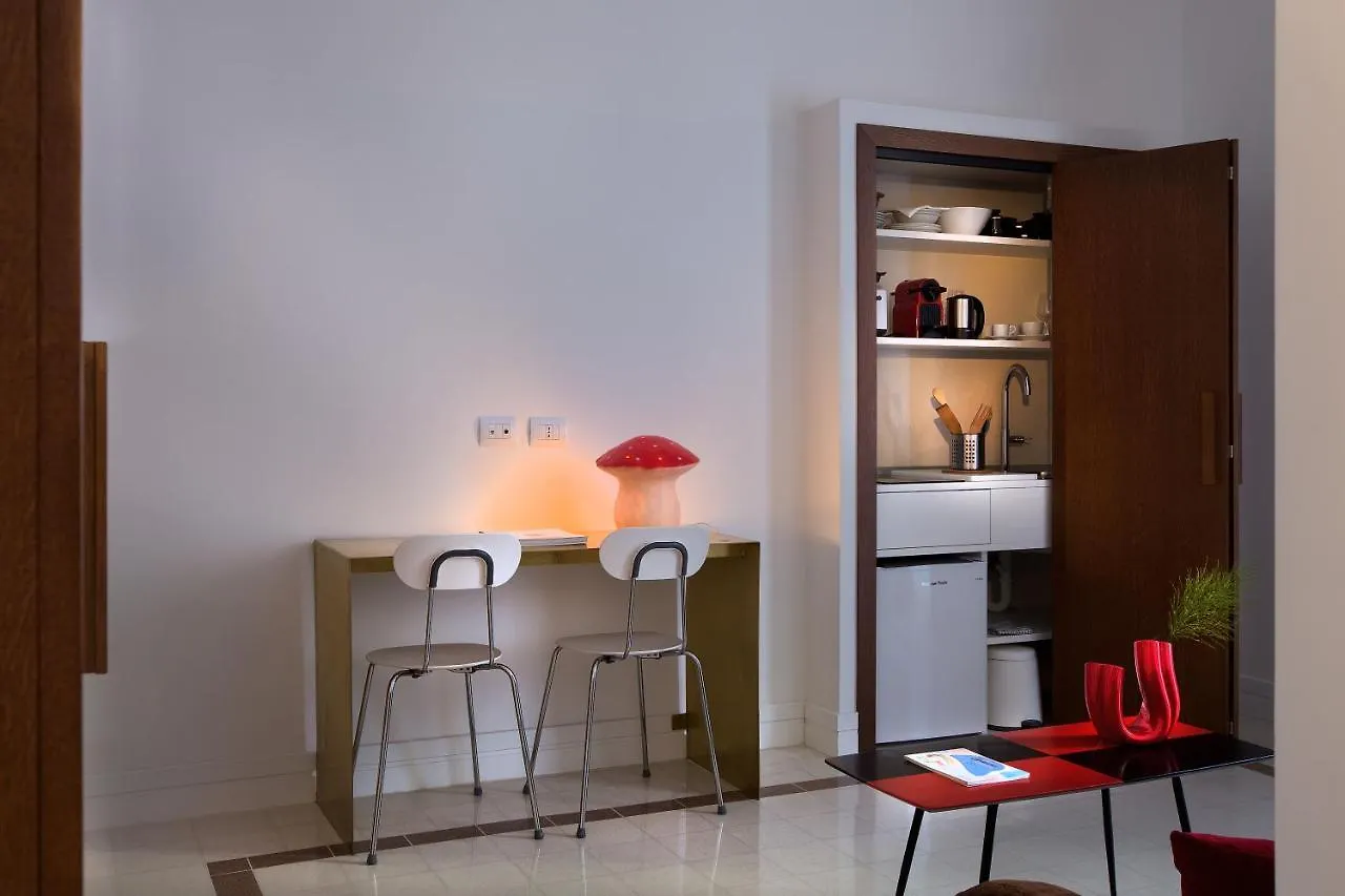 Corso Novara 5 Design Apartments Неаполь