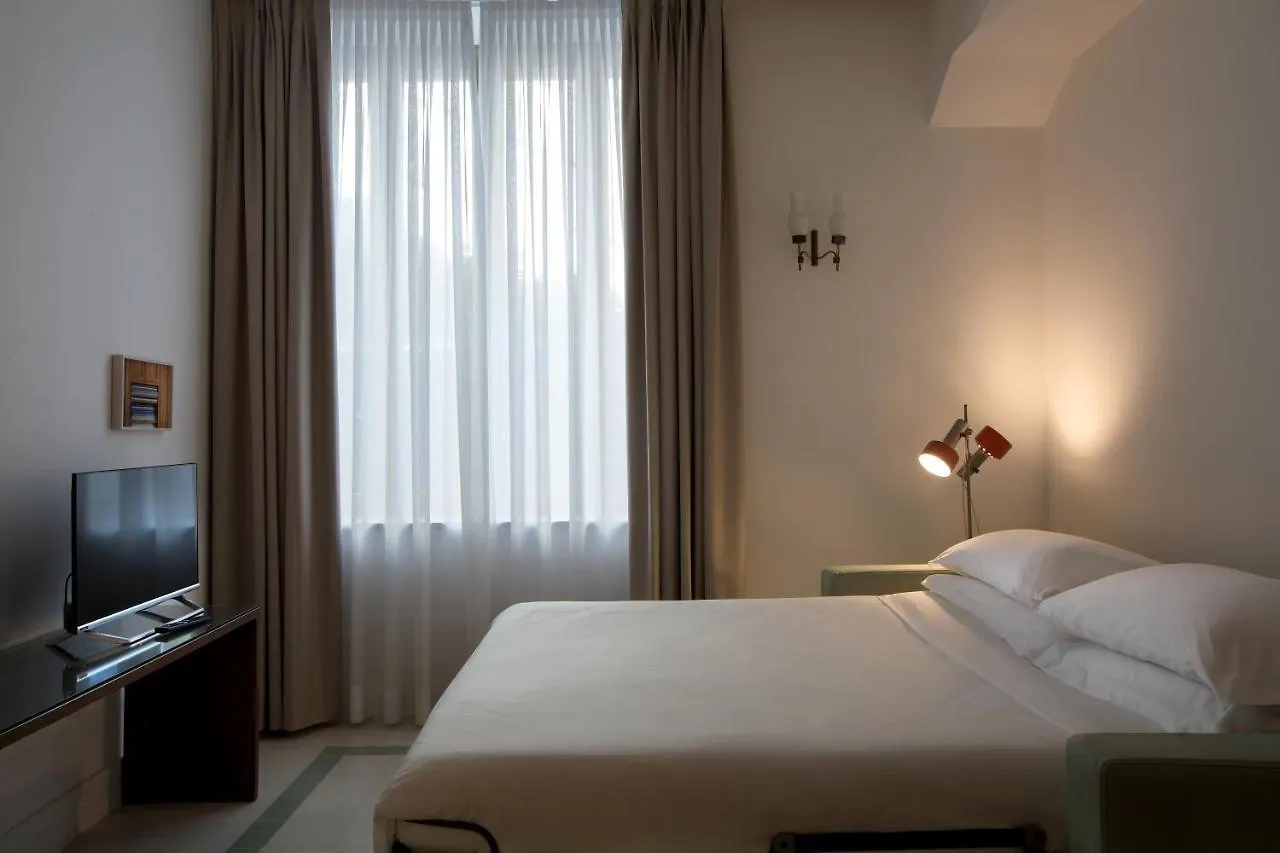 Corso Novara 5 Design Apartments Naples